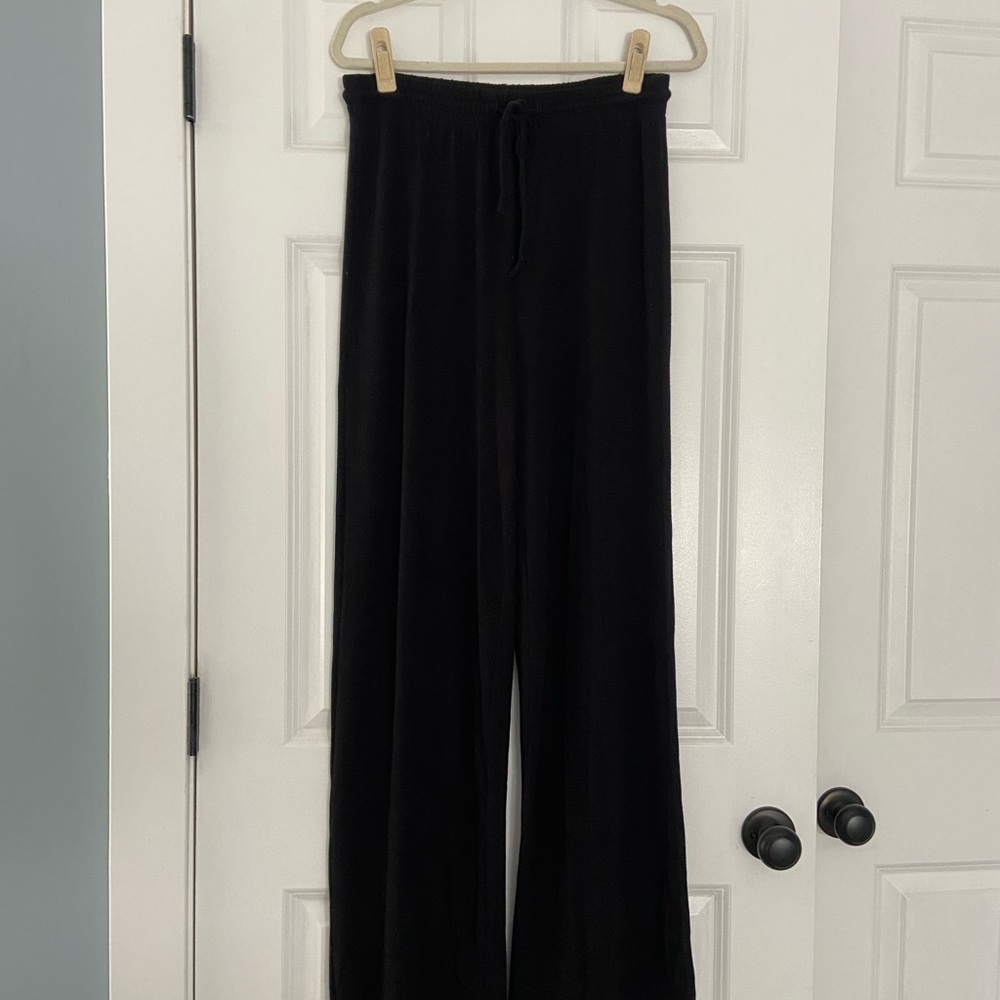 Aritzia (Wilfred Free) Wide Leg Lounge Pants